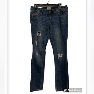 Aeropostale Bayla Skinny Distressed Jeans Size 7/8
